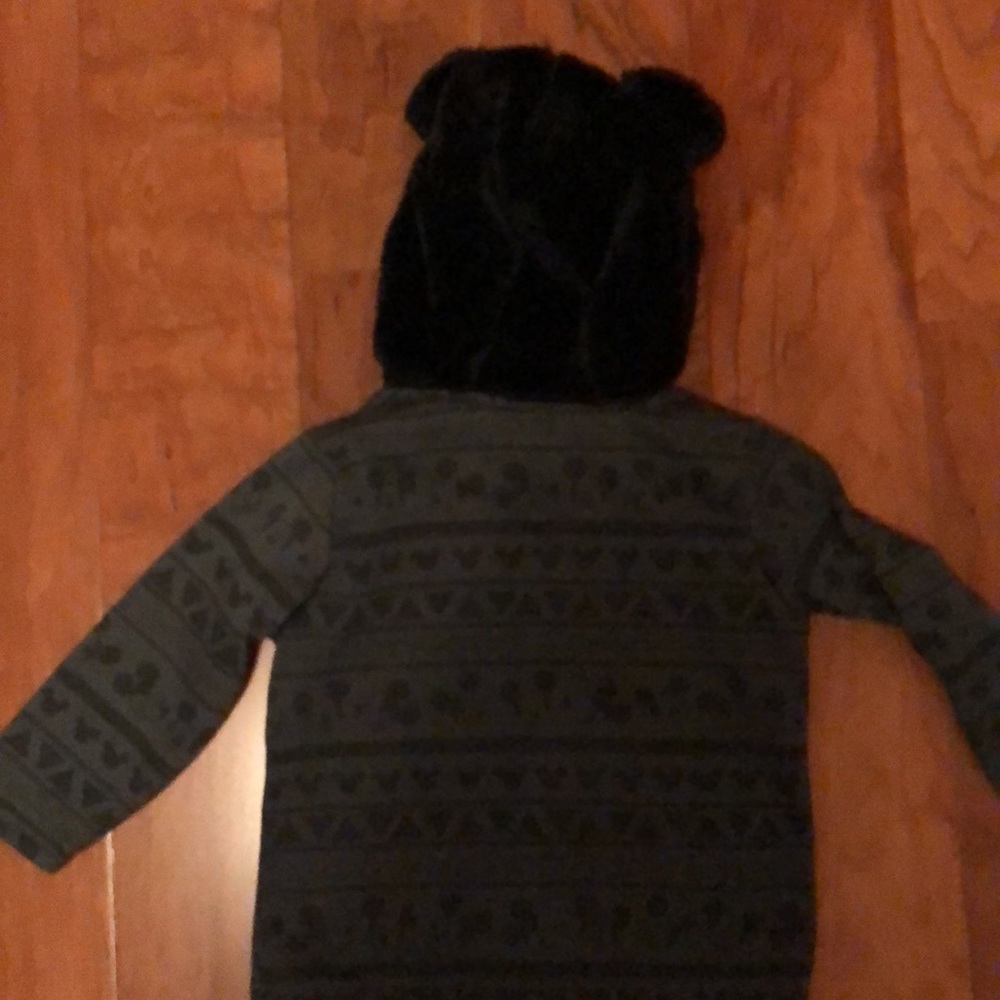 Disney pullover sweater/jacket - Picture 6 of 7